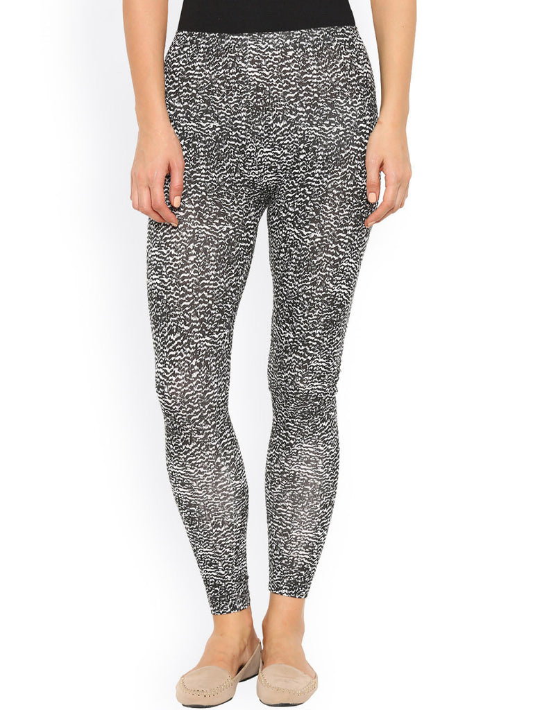 High-Rise Printed Ribbed Knit Leggings With Pockets — Lildy.com